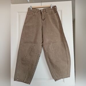NWOT Oat New York Cropped Barrel Jeans Tan Women's Size 6 / 28